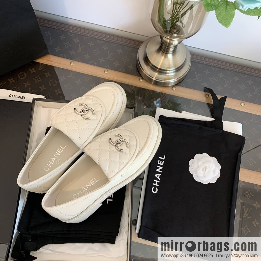 Chanel Xiaoxiang Medieval Rhombus Vintage loafers