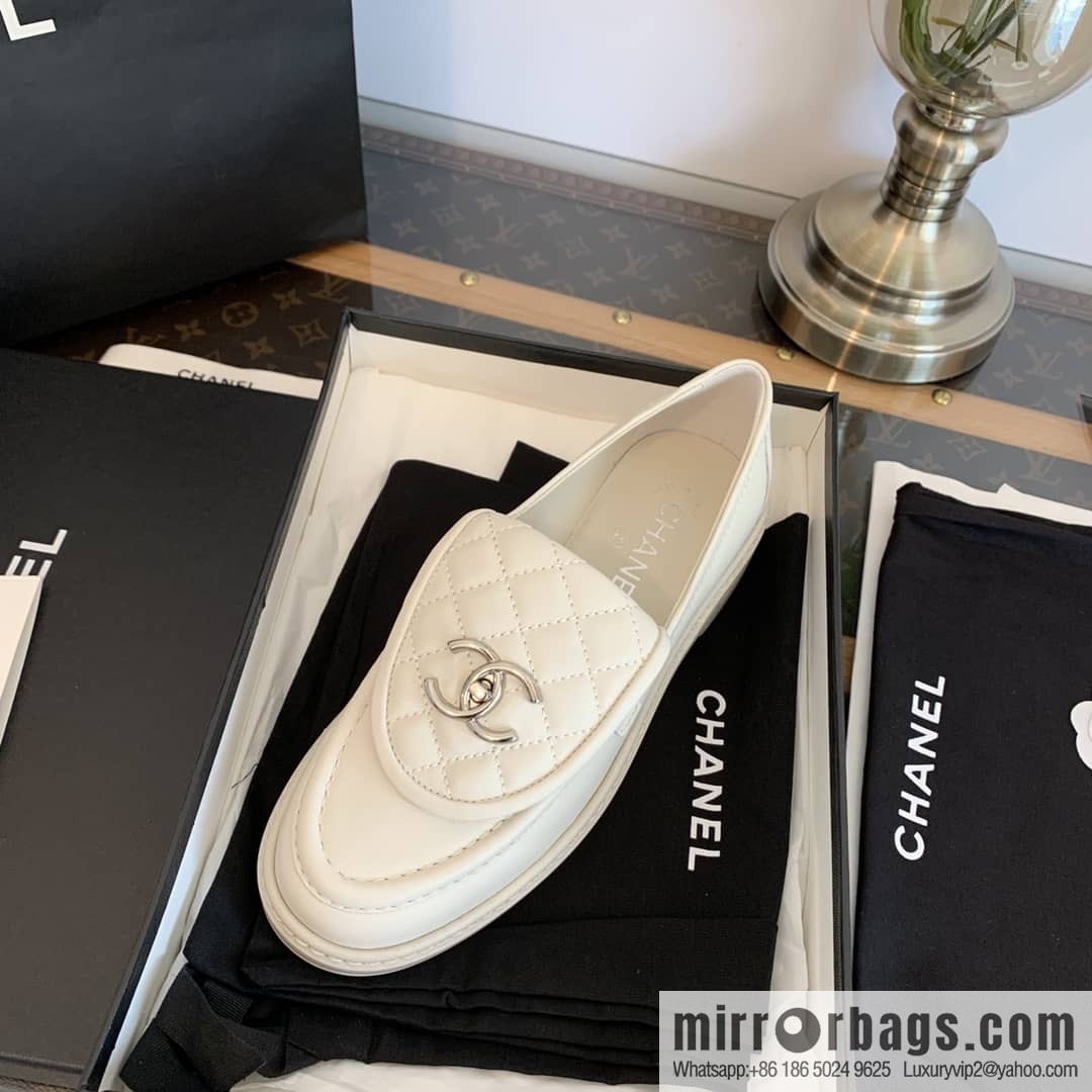 Chanel Xiaoxiang Medieval Rhombus Vintage loafers
