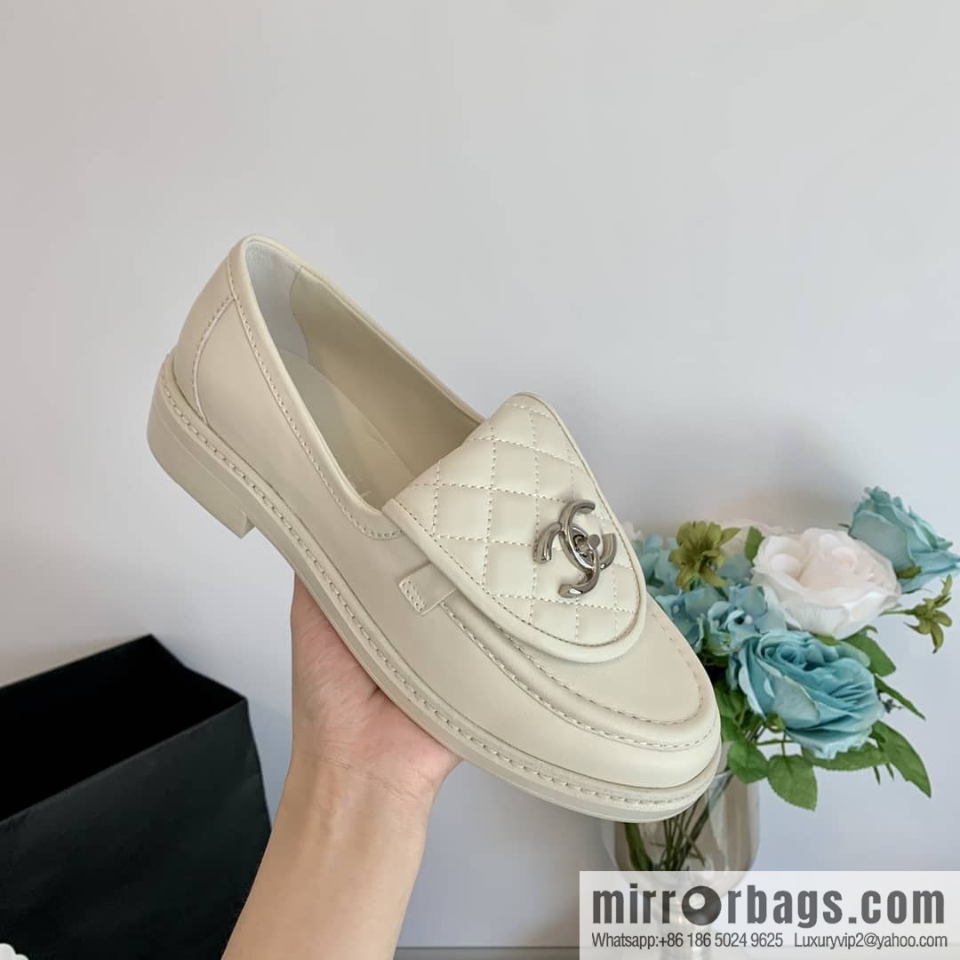 Chanel Xiaoxiang Medieval Rhombus Vintage loafers