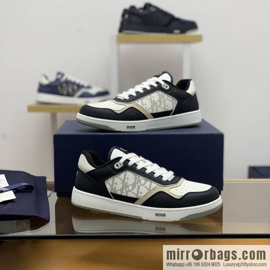 Dior Dior uses black smooth cow leather (fabric) carefully made men's low-top sneakers