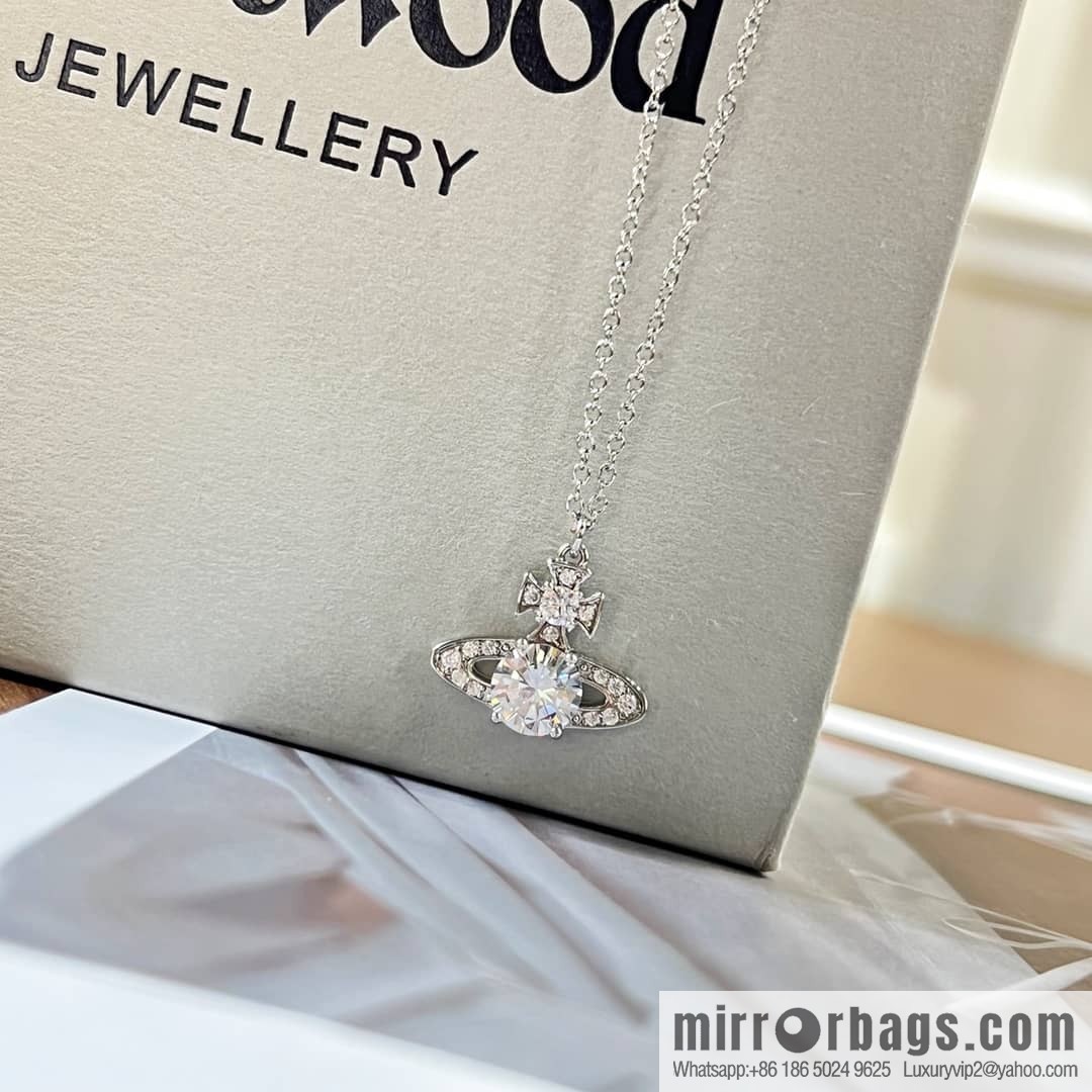 New ☑️ Vivienne Westwood Queen Mother Saturn single diamond necklace