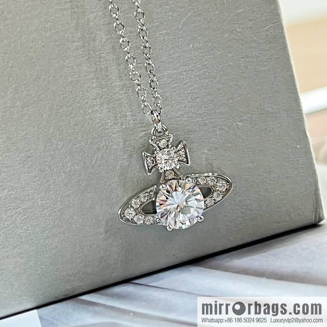 New ☑️ Vivienne Westwood Queen Mother Saturn single diamond necklace