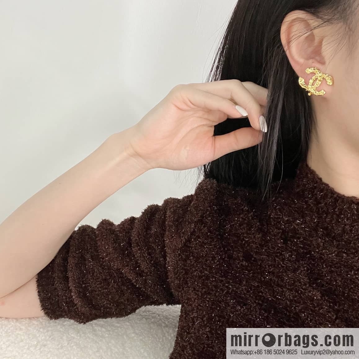 New ☑️ Chanel medieval gold double c earrings