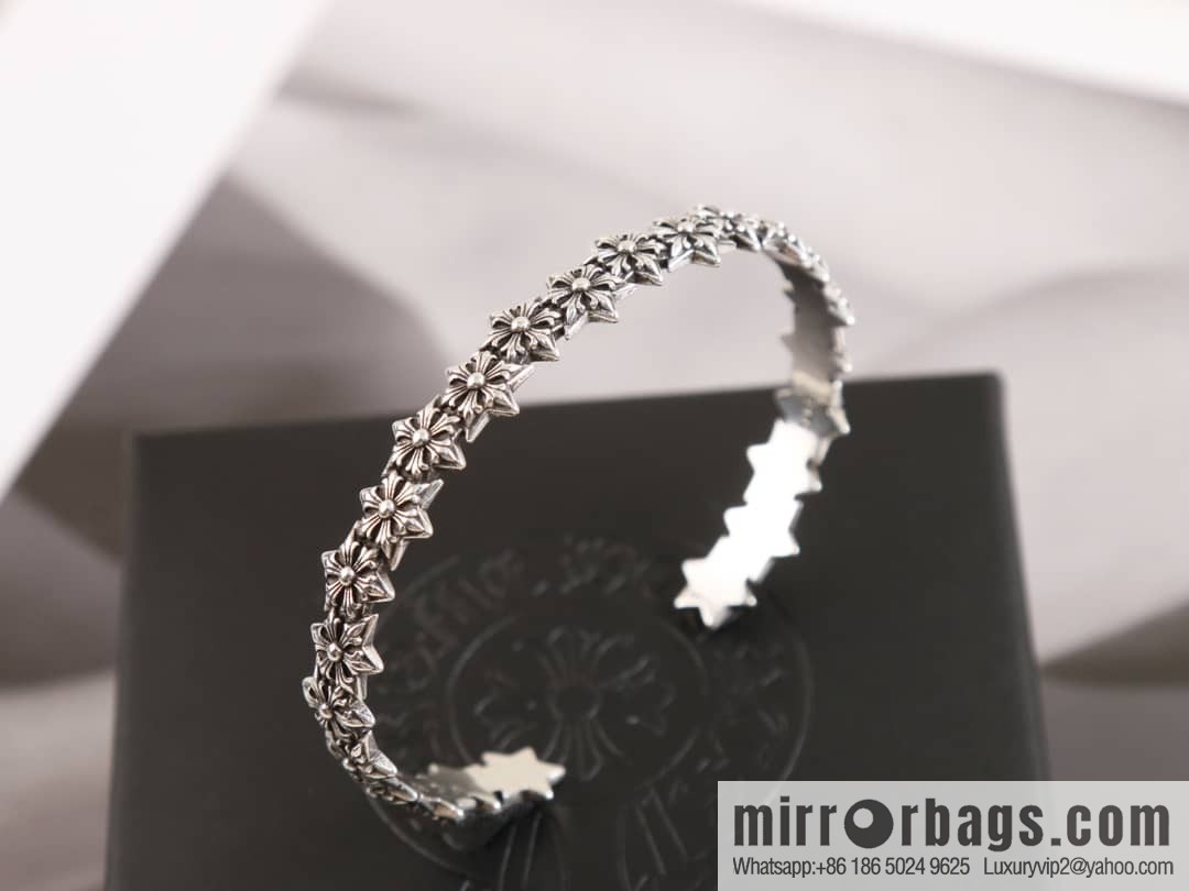 Classic Explosion, Croxin Cross Snowflake Opening Bracelet Bracelet