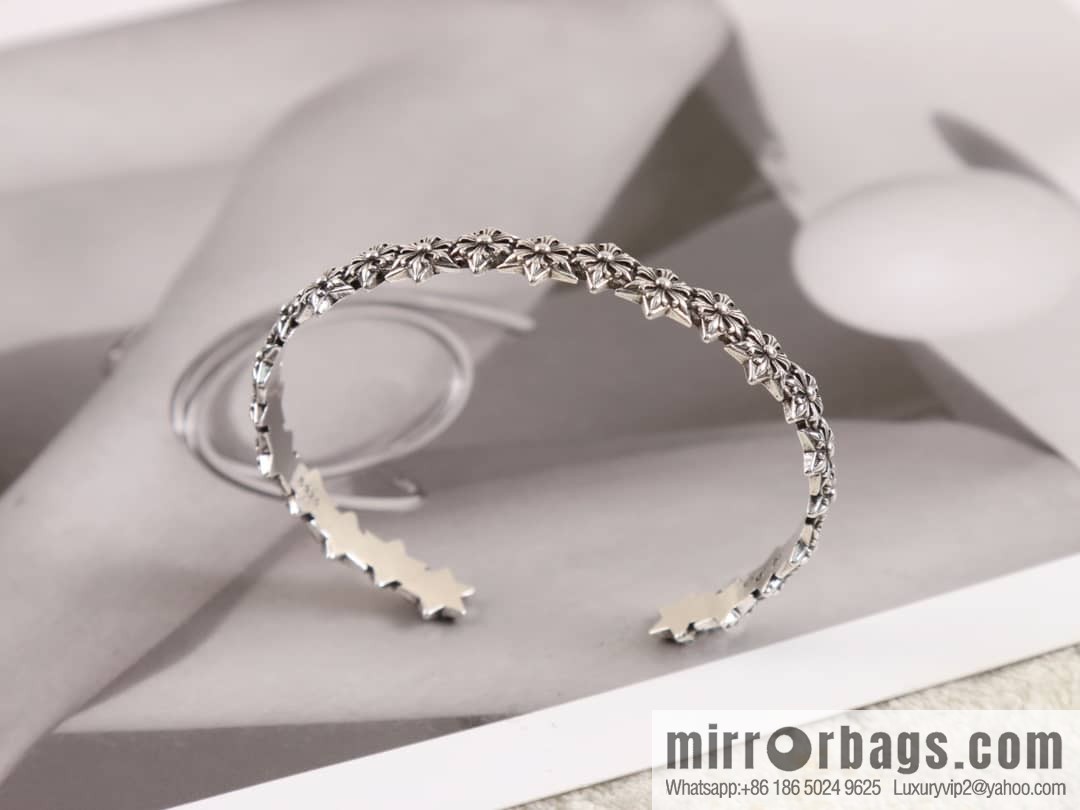 Classic Explosion, Croxin Cross Snowflake Opening Bracelet Bracelet
