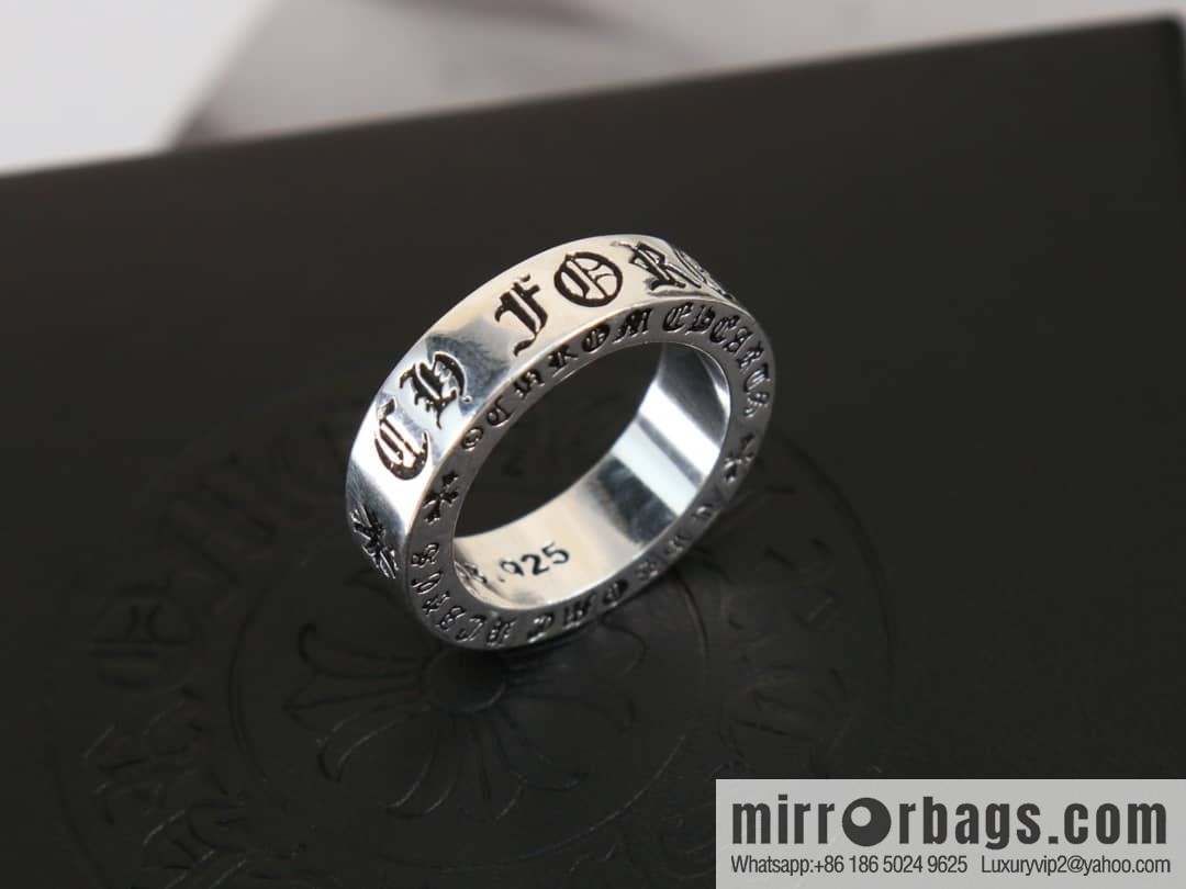 Classic explosion, Croxin cross letter ring