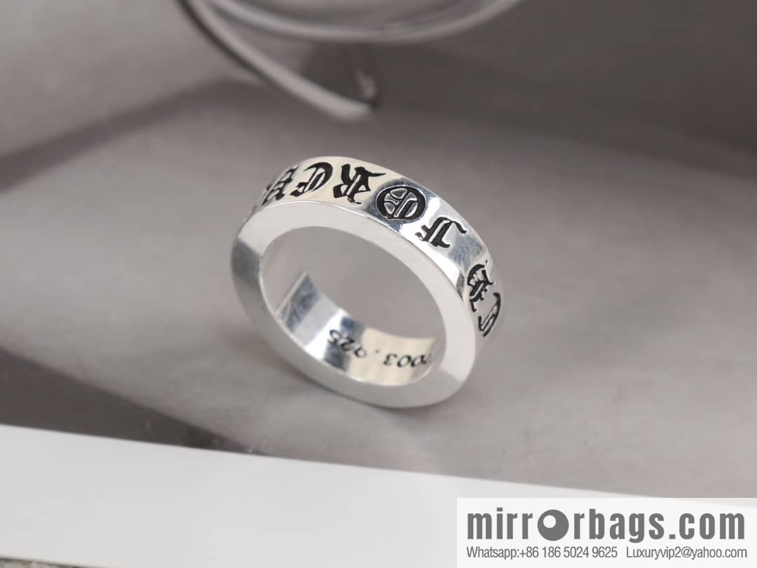 Classic explosion, Croxin cross letter ring