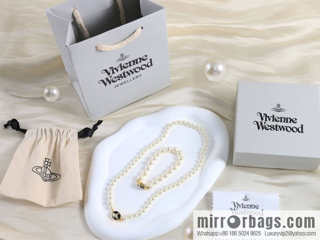New ☑️ Vivienne Westwood Queen Mother Saturn pearl magnetic snap magnet necklace bracelet