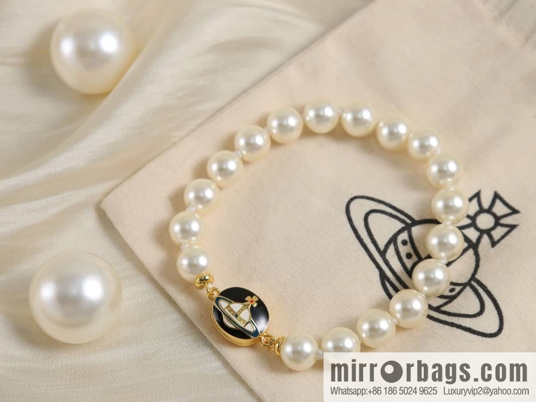 New ☑️ Vivienne Westwood Queen Mother Saturn pearl magnetic snap magnet necklace bracelet