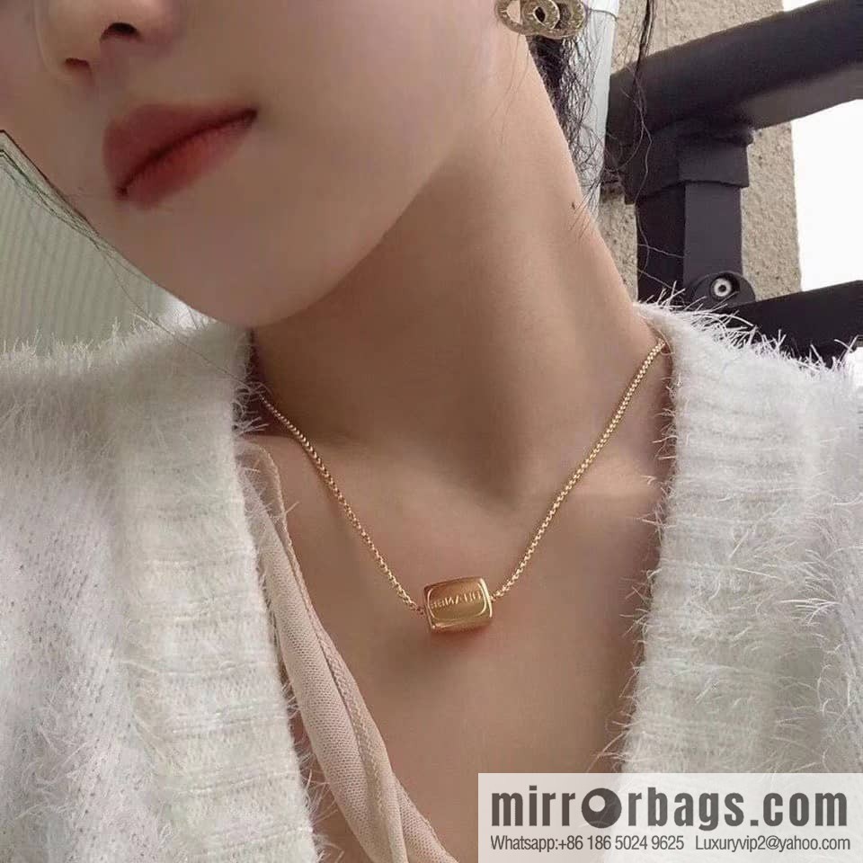 New ☑️ Chanel double c gold medieval triangle three-sided necklace