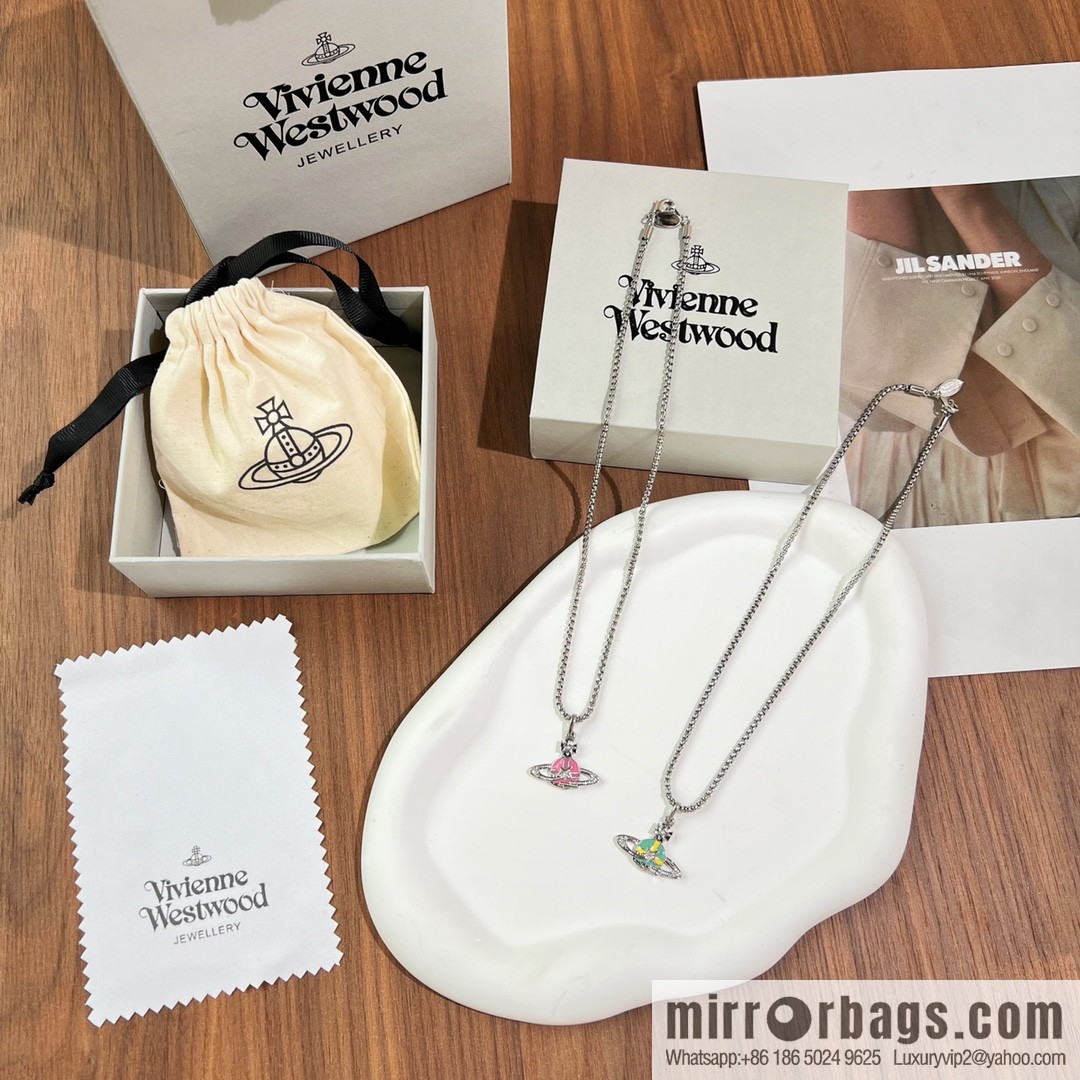 New ☑️ Vivienne Westwood Queen Mother Saturn necklace