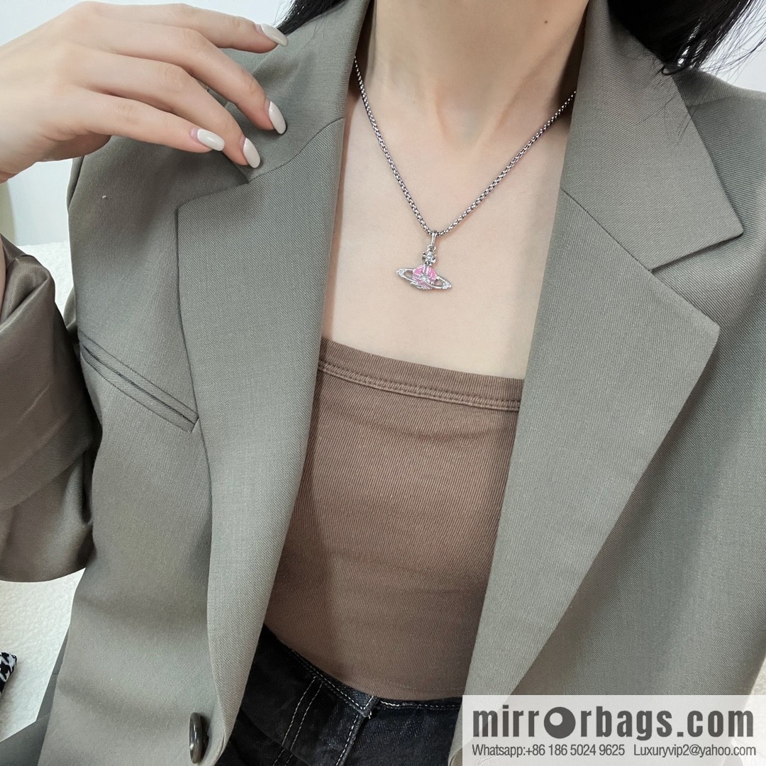 New ☑️ Vivienne Westwood Queen Mother Saturn necklace