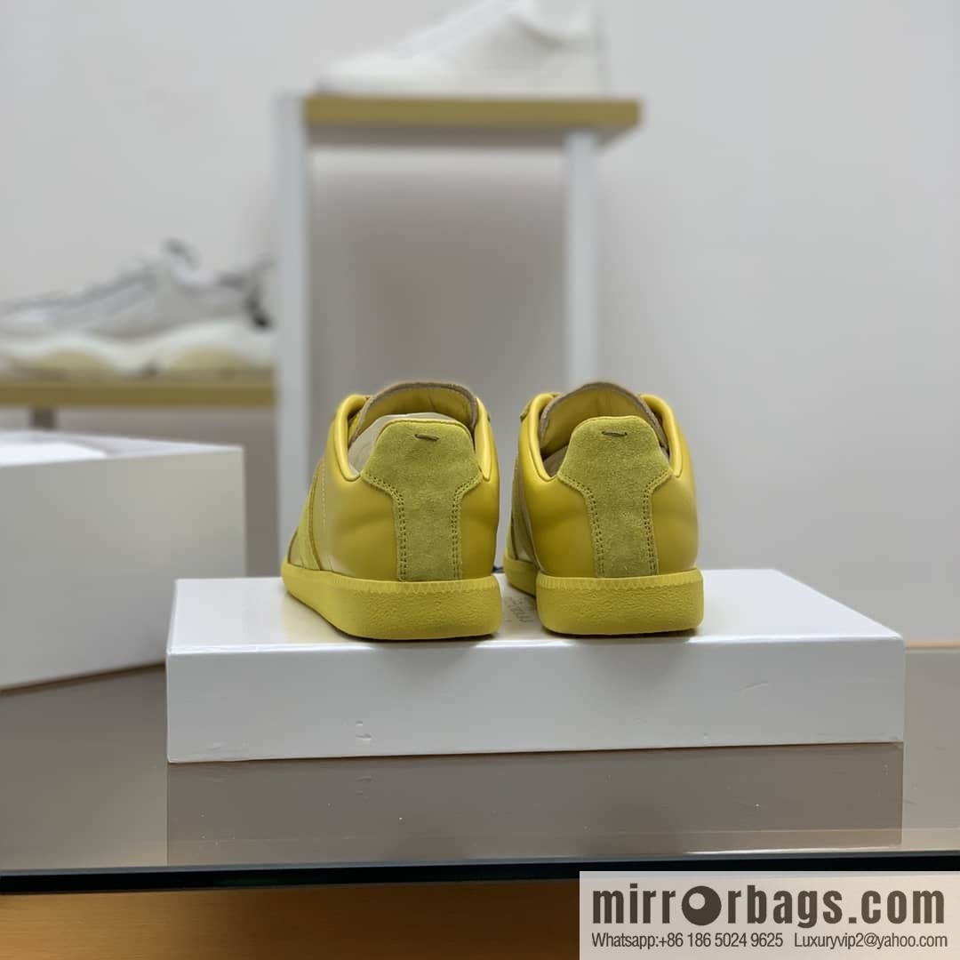 𝐌𝐚𝐢𝐬𝐨𝐧𝐌𝐚𝐫𝐠𝐢𝐞𝐥𝐚 with yellow leather (fabric) and nubuck Unisex shoes