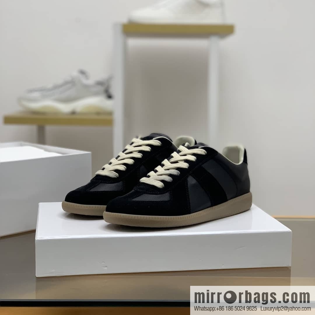 𝐌𝐚𝐢𝐬𝐨𝐧𝐌𝐚𝐫𝐠𝐢𝐞𝐥𝐚 leather (fabric) and nubuck Unisex shoes