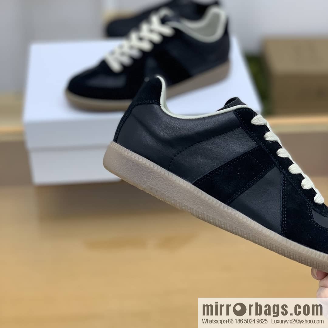 𝐌𝐚𝐢𝐬𝐨𝐧𝐌𝐚𝐫𝐠𝐢𝐞𝐥𝐚 leather (fabric) and nubuck Unisex shoes