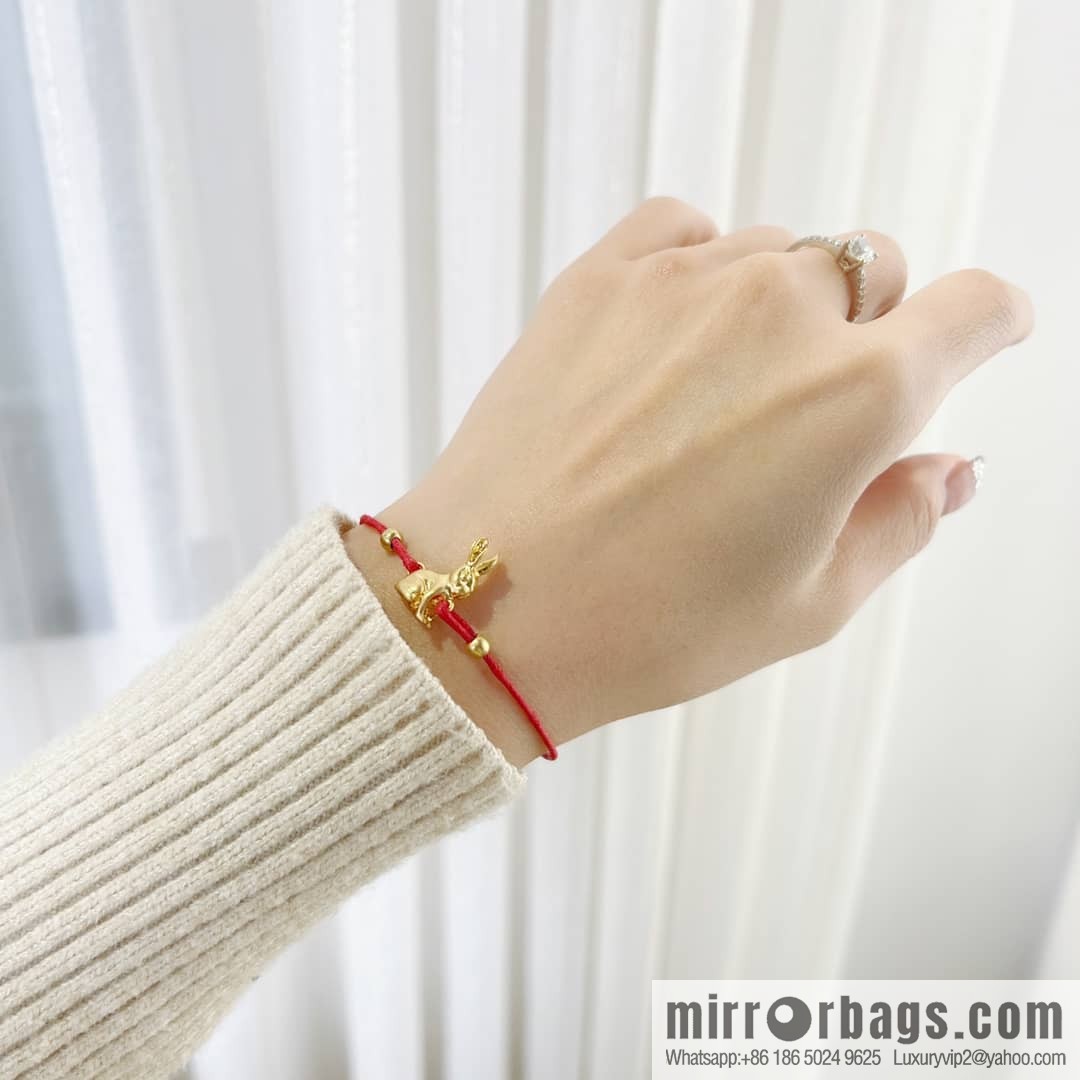 Dior rabbit 🐰 red rope bracelet hand rope