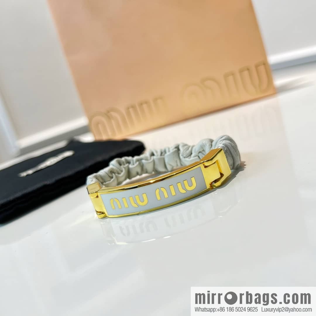 MIU MIU Miu Miu metal letter sheepskin bracelet bracelet