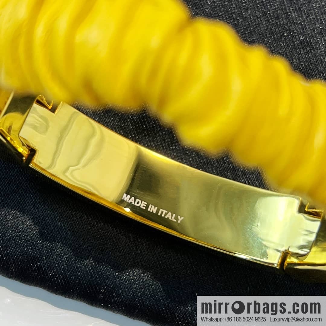 MIU MIU Miu Miu metal letter sheepskin bracelet bracelet
