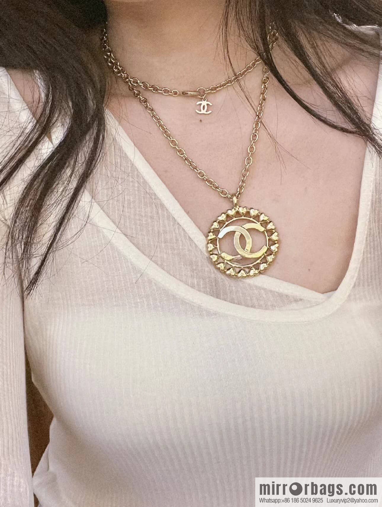 New ☑️ Chanel double c gold peach heart love round long necklace