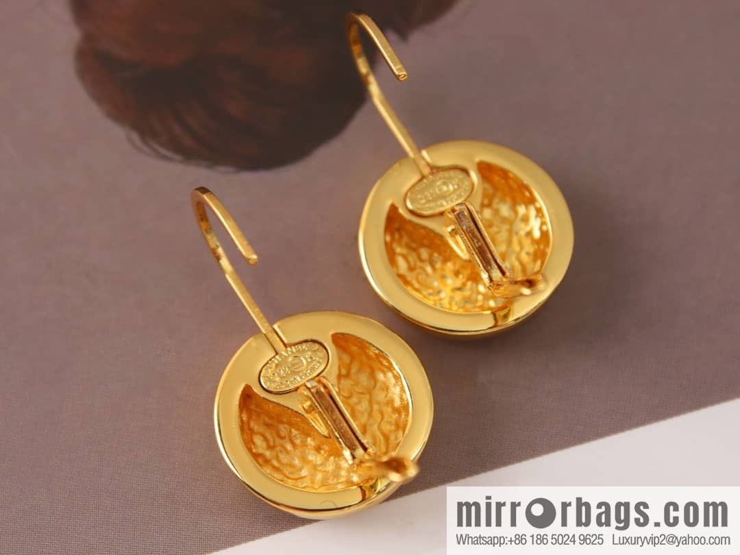 New ☑️ Chanel double c gold small golden bean stud earrings