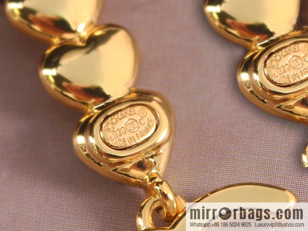 New ☑️ Chanel c3 double c love peach heart stud earrings