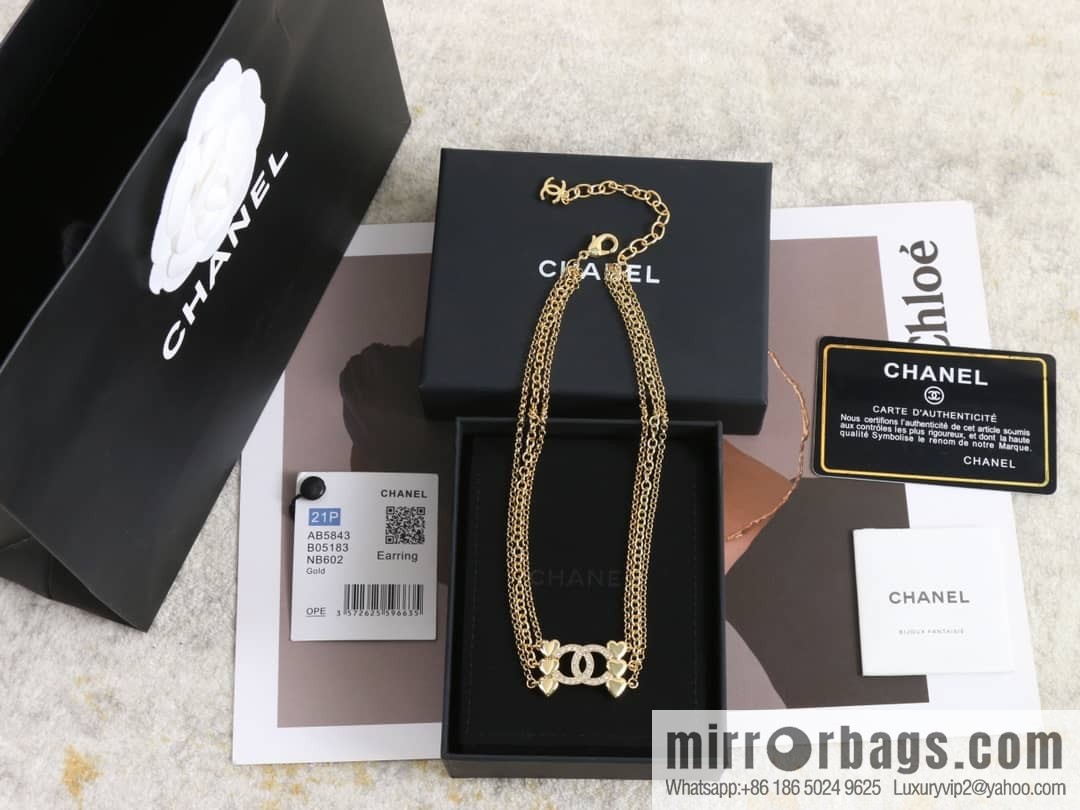 New ☑️ Chanel gold double c love peach heart three-layer necklace