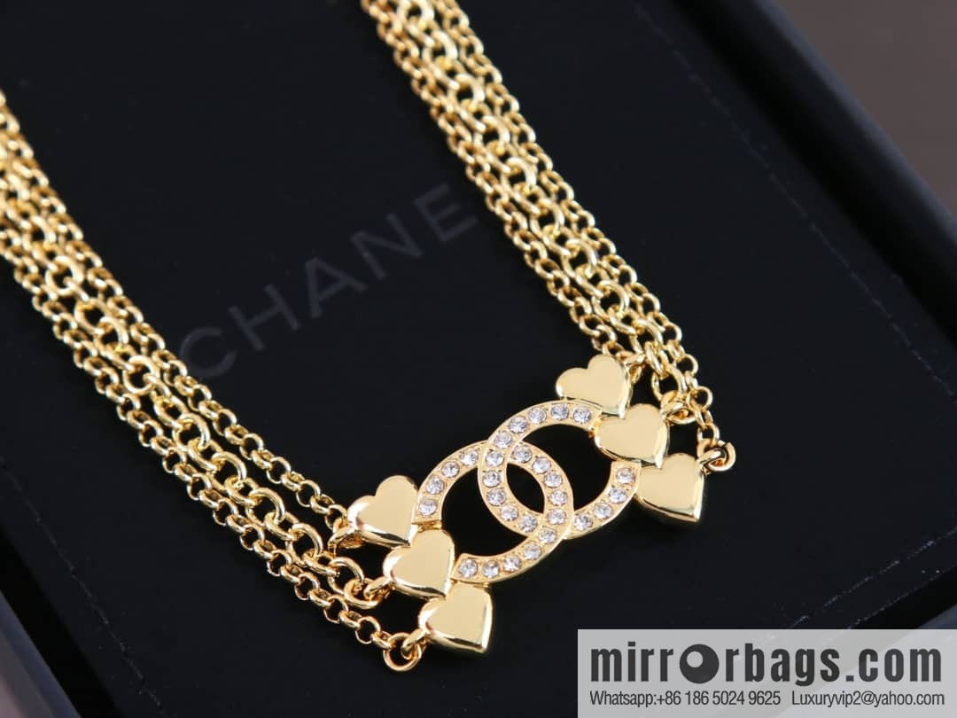 New ☑️ Chanel gold double c love peach heart three-layer necklace