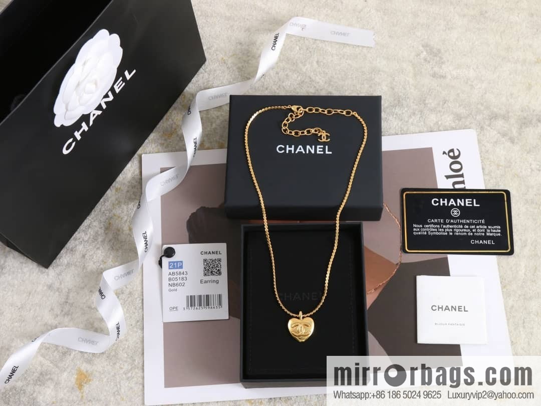 New ☑️ Chanel gold double c love peach heart necklace