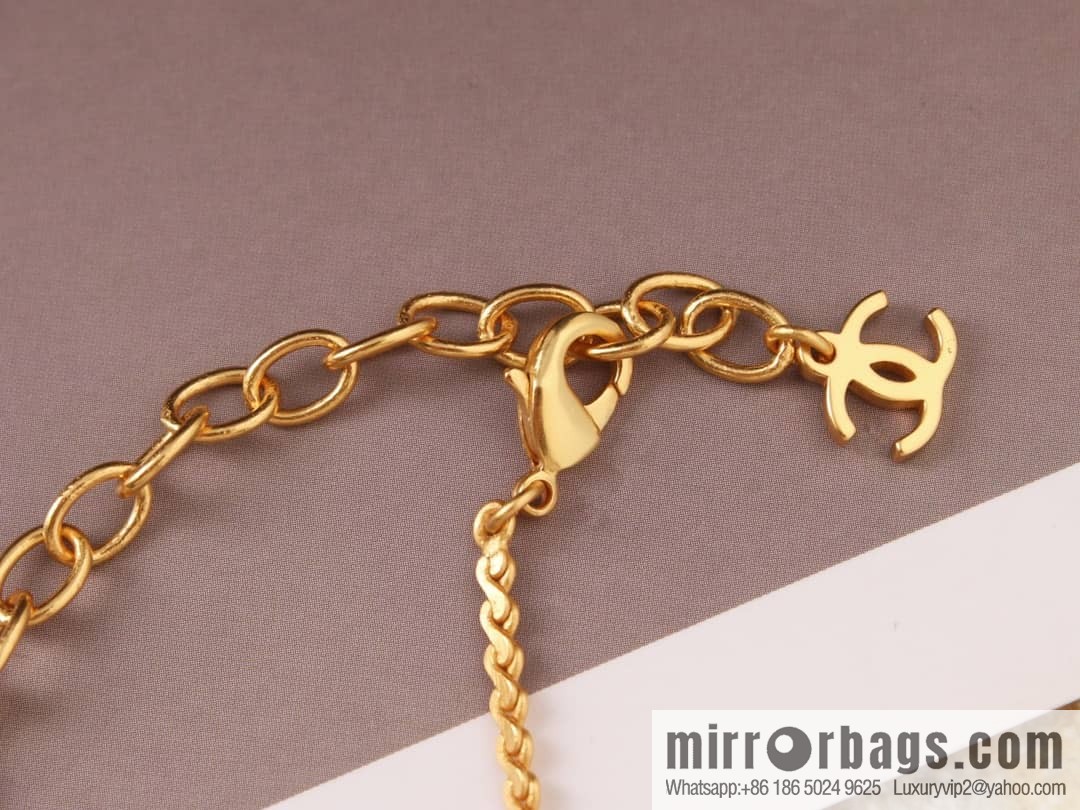 New ☑️ Chanel gold double c love peach heart necklace