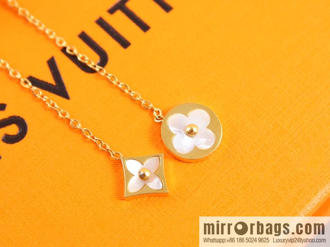 Louis Vuitton Louis Vuitton LV white shell monogram fringed necklace