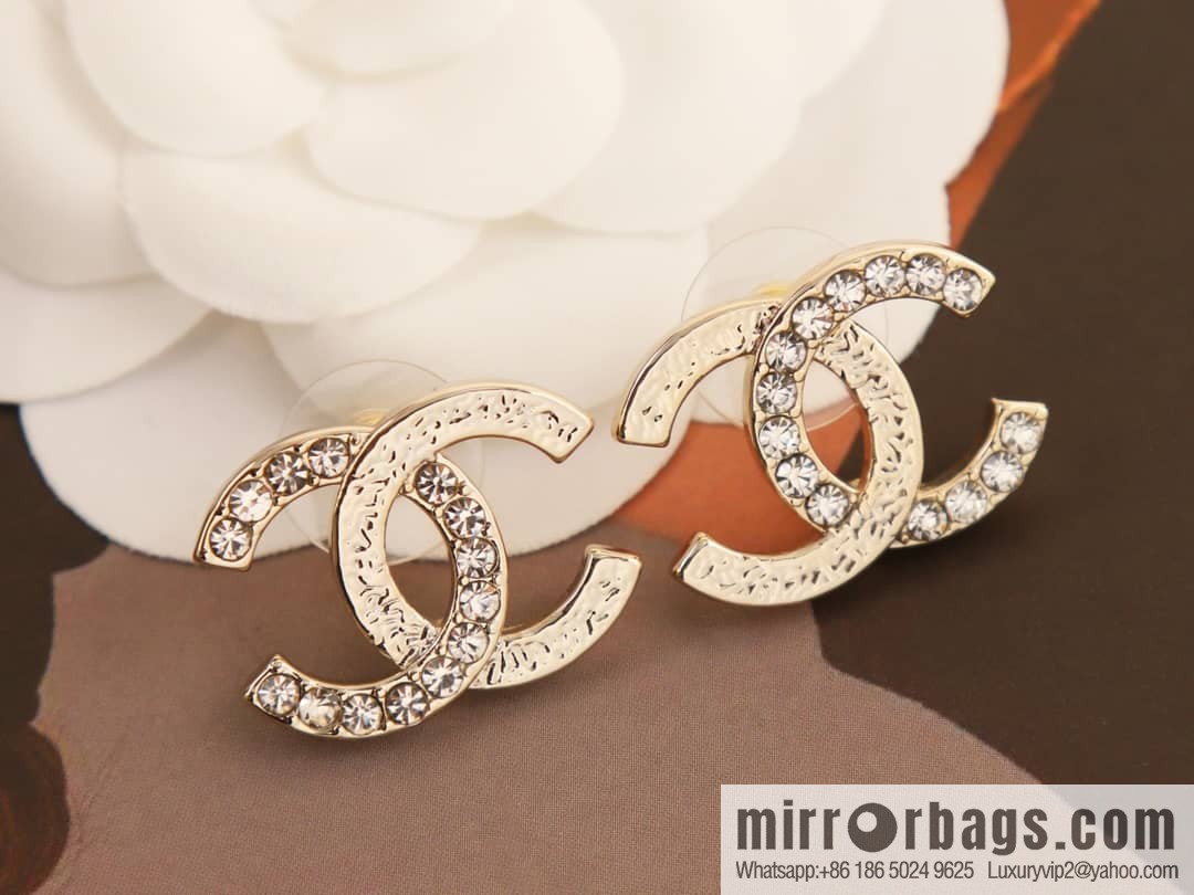 New ☑️ Chanel c1 double c half diamond stud earrings