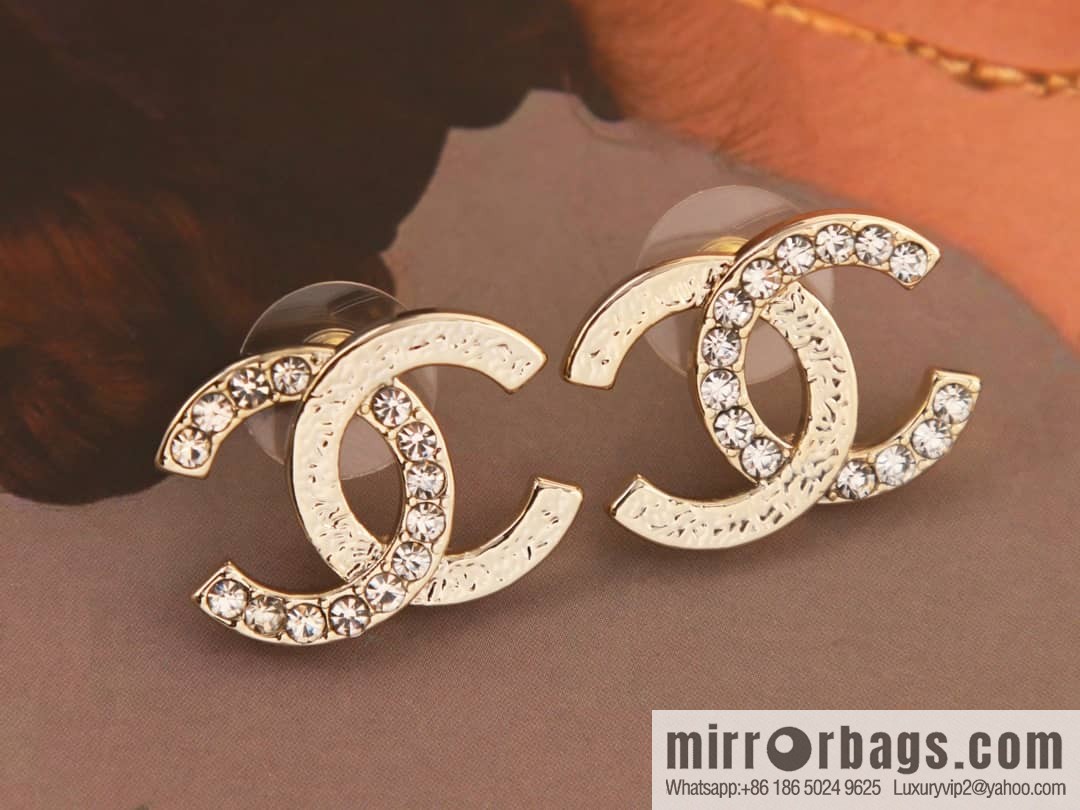 New ☑️ Chanel c1 double c half diamond stud earrings