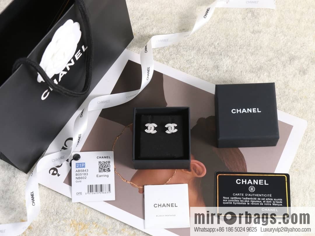 New ☑️ Chanel c1 double c silver square diamond stud earrings