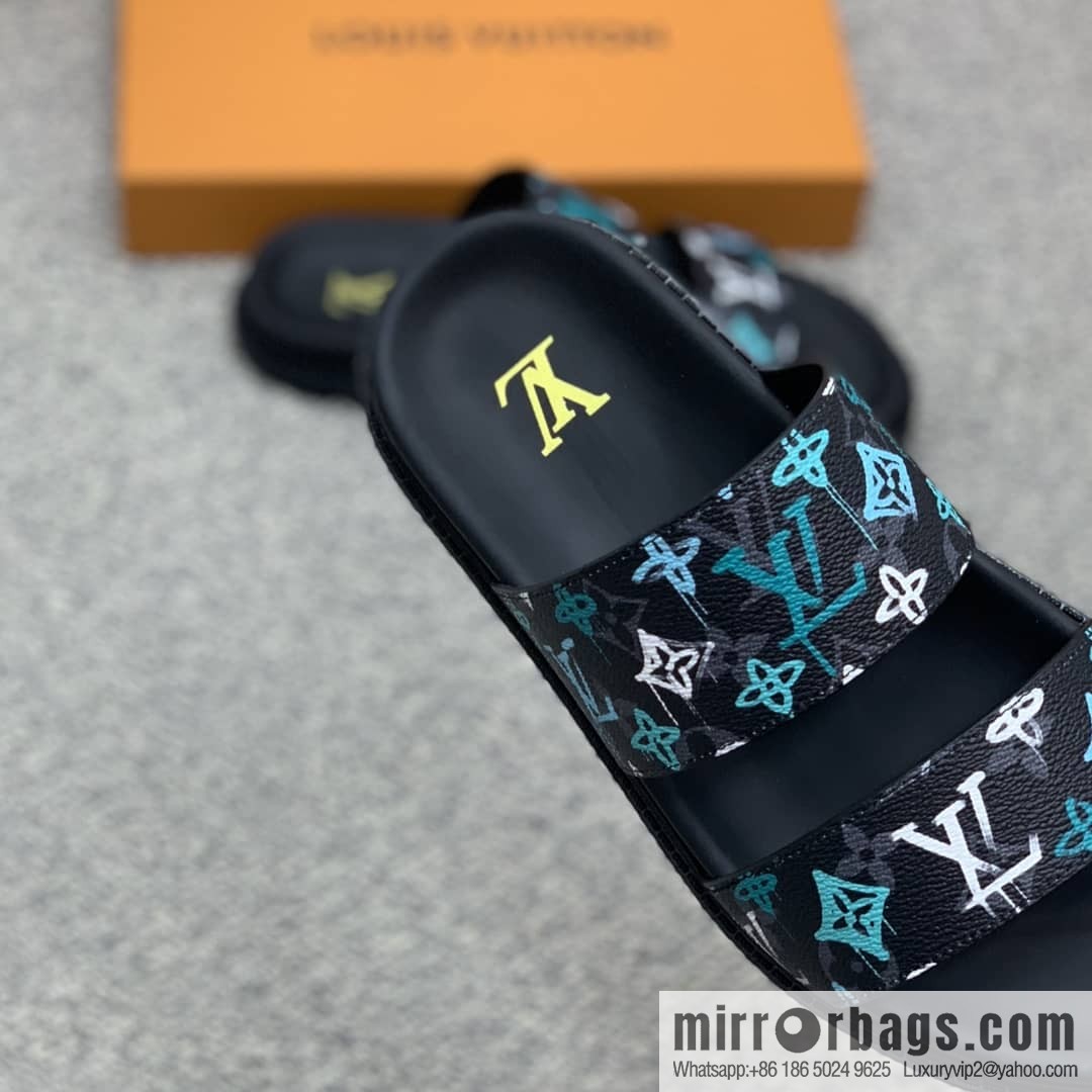 LV/Louis Vuitton features classic PVC men's sandals with black outsoles