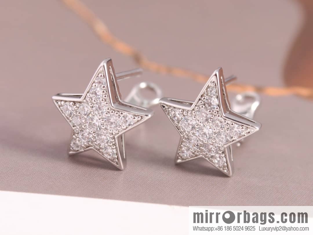Chanel full diamond pentagram ⭐ star earrings earrings