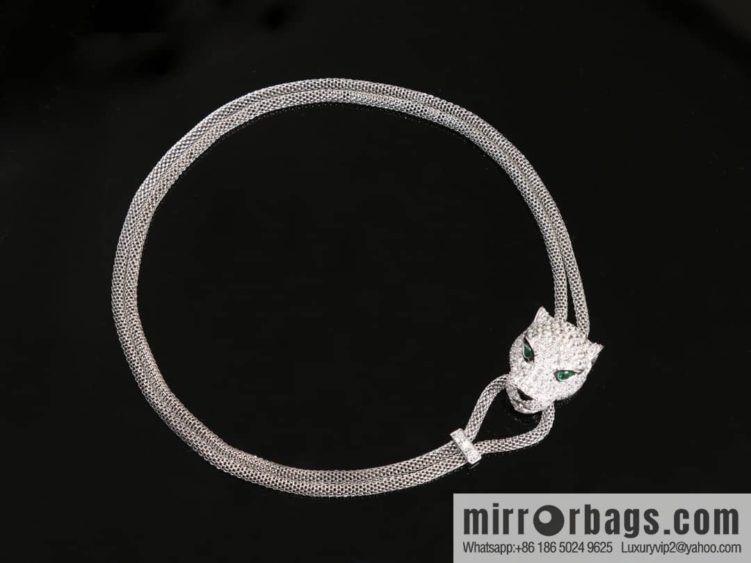 Cartier PANTHÜRE DECARTIER Jungle series full of diamonds leopard necklace