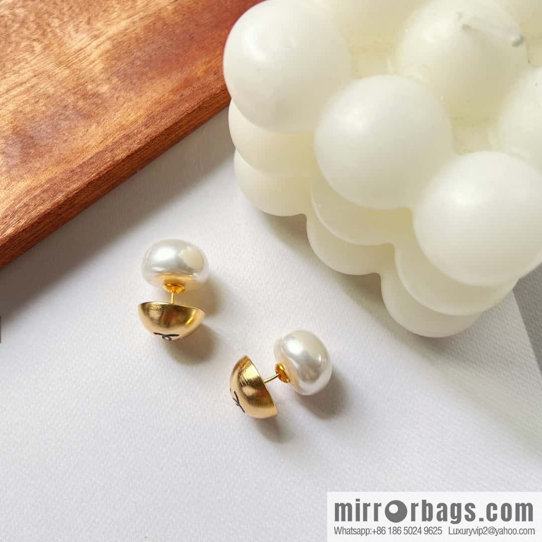 Chanel gold pearl stud earrings