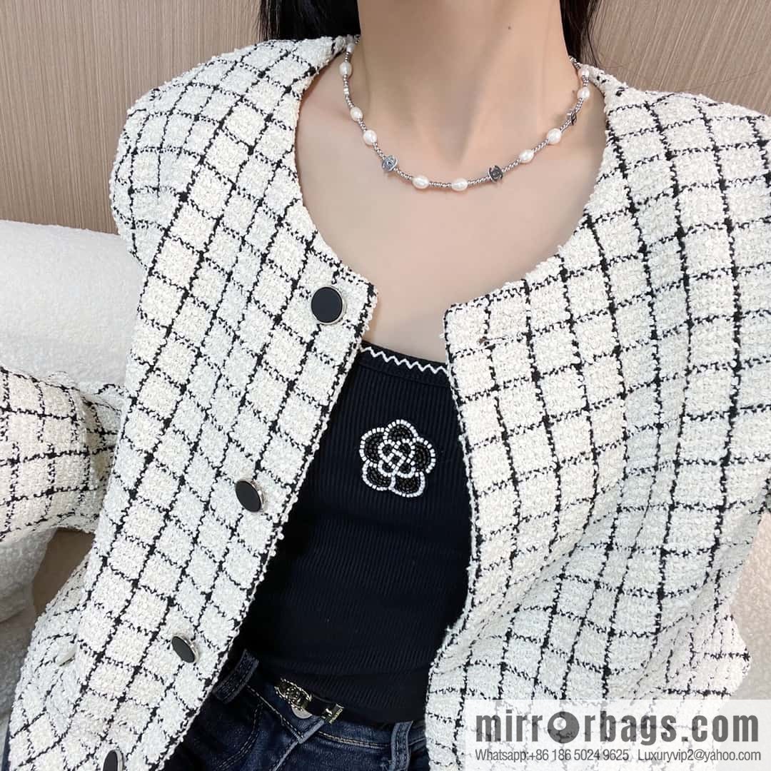 New ☑️ Chanel silver double c pearl necklace