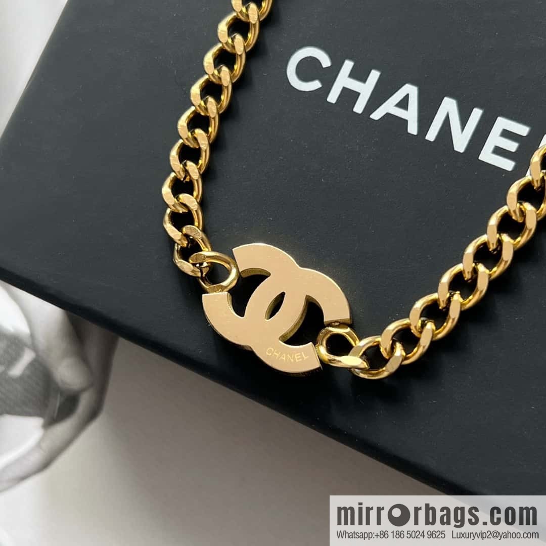 New ☑️ Chanel gold double c necklace