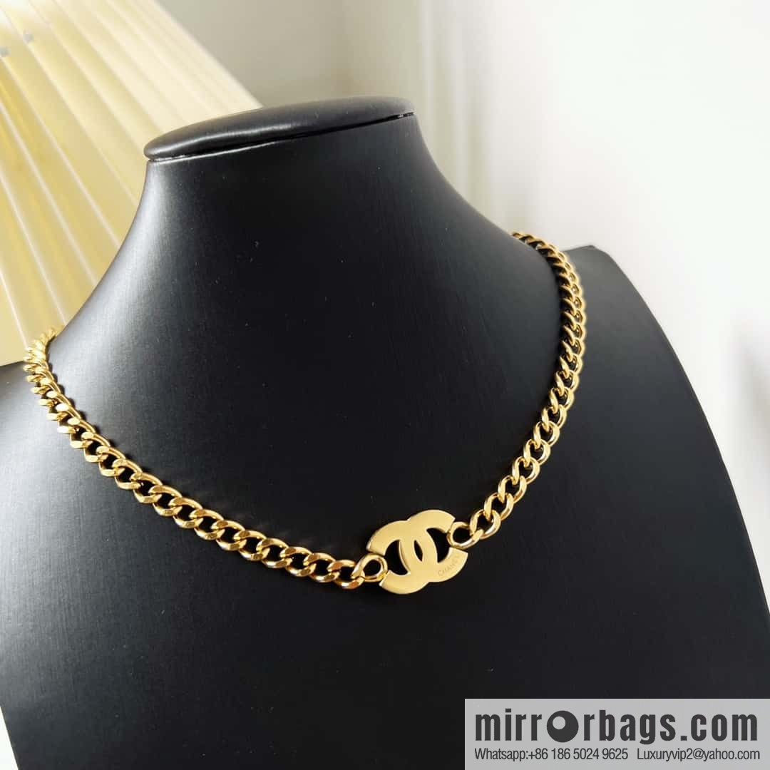 New ☑️ Chanel gold double c necklace