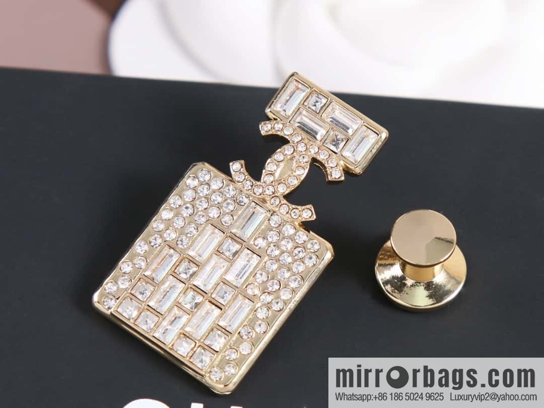 New ☑️ Chanel double c full diamond perfume bottle brooch