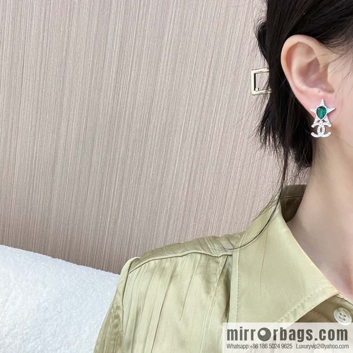 New ☑️ Chanel c2 double c full diamond pentagram ⭐ star stud earrings