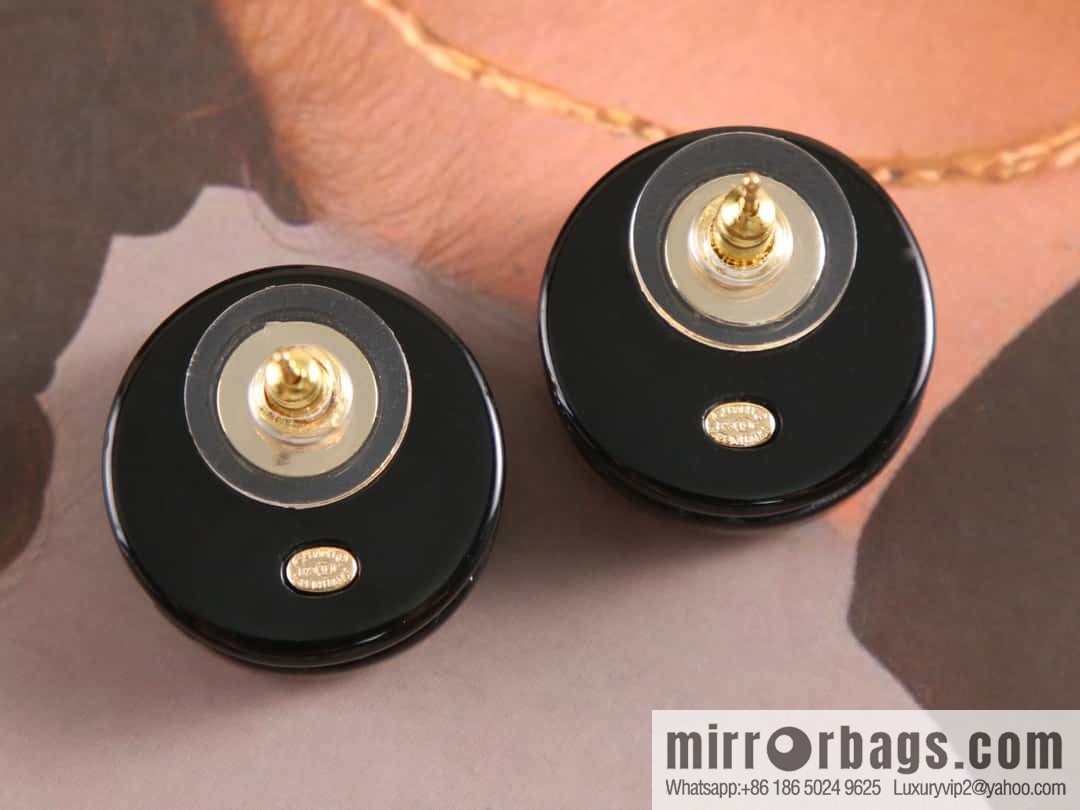 New ☑️ Chanel c1 double c acrylic round stud earrings