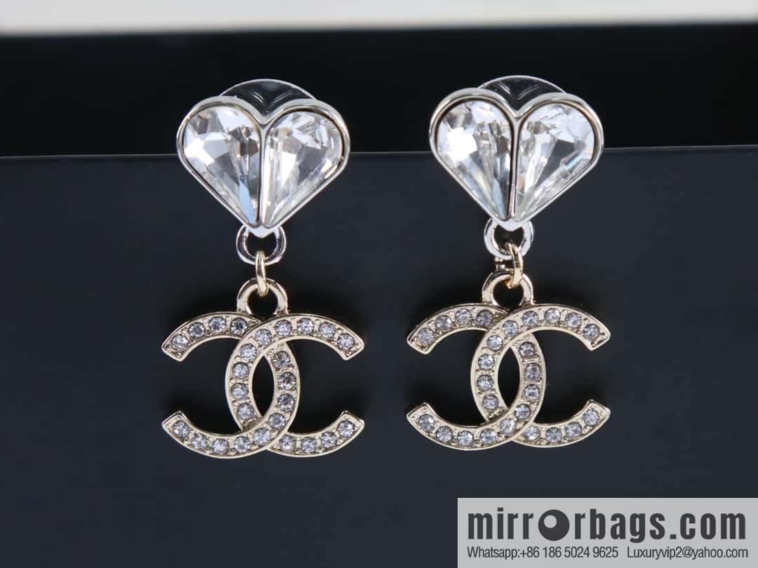 New ☑️ Chanel c2 double c full diamond peach heart love stud earrings