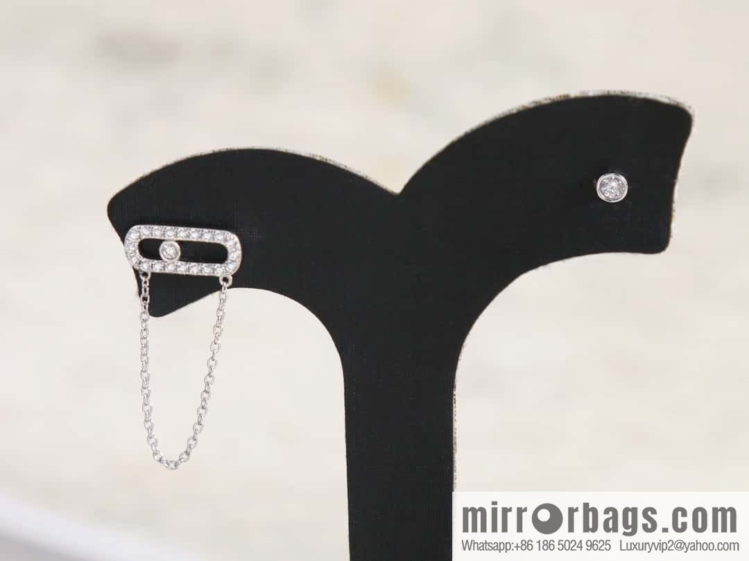 Messika MOVE UNO Asymmetrical earrings