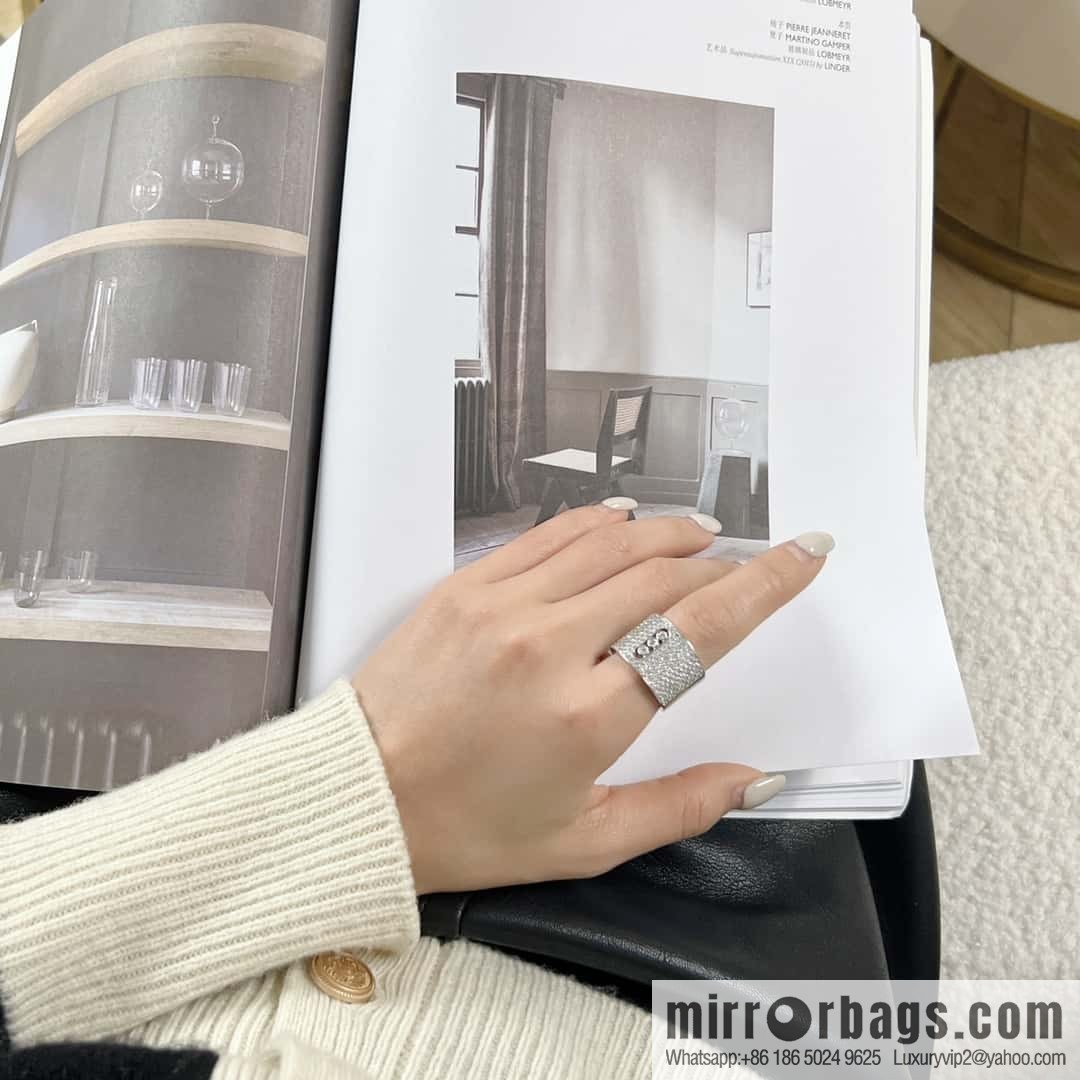 Messika MOVE UNO full diamond ring
