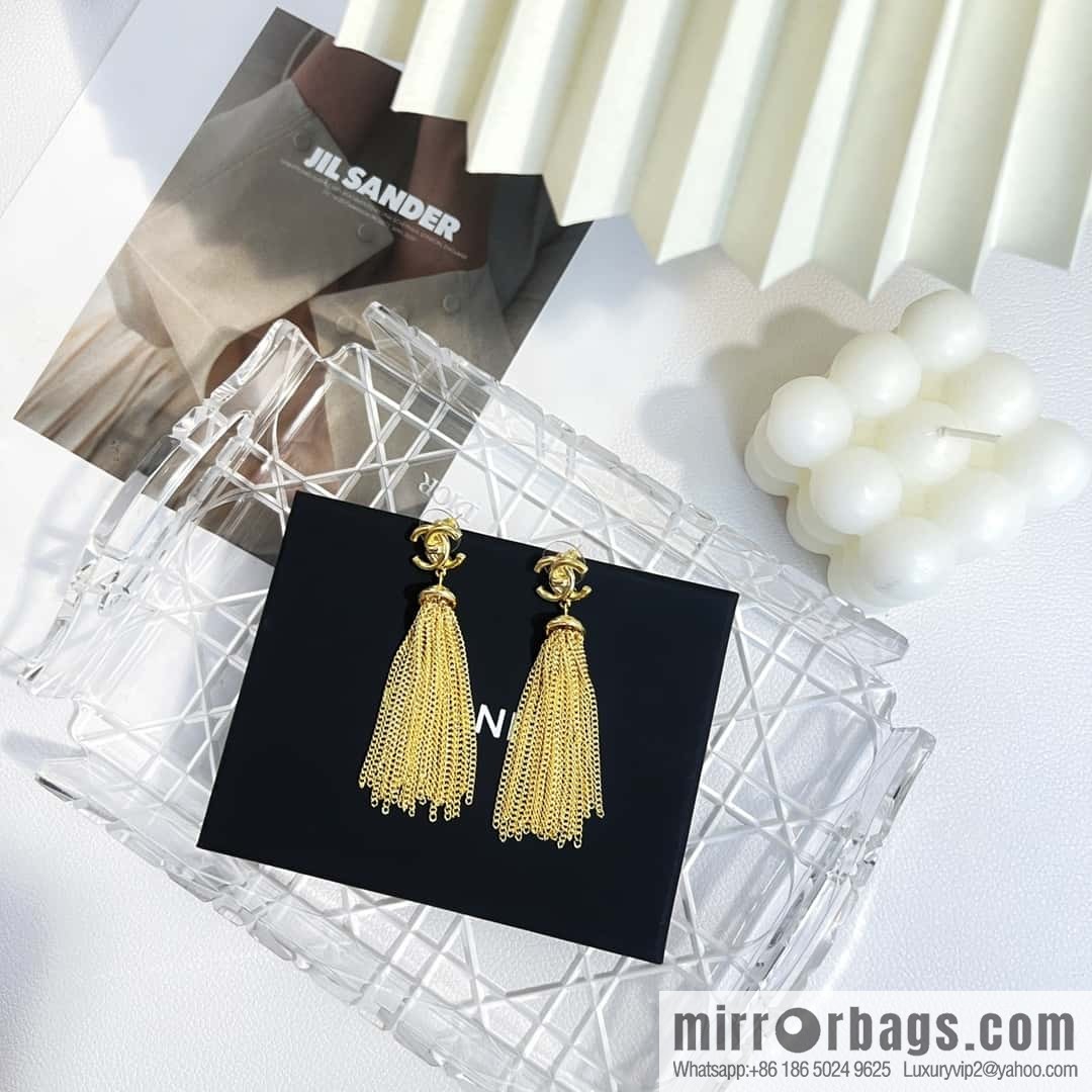 New ☑️ Chanel C2 gold fringed earrings