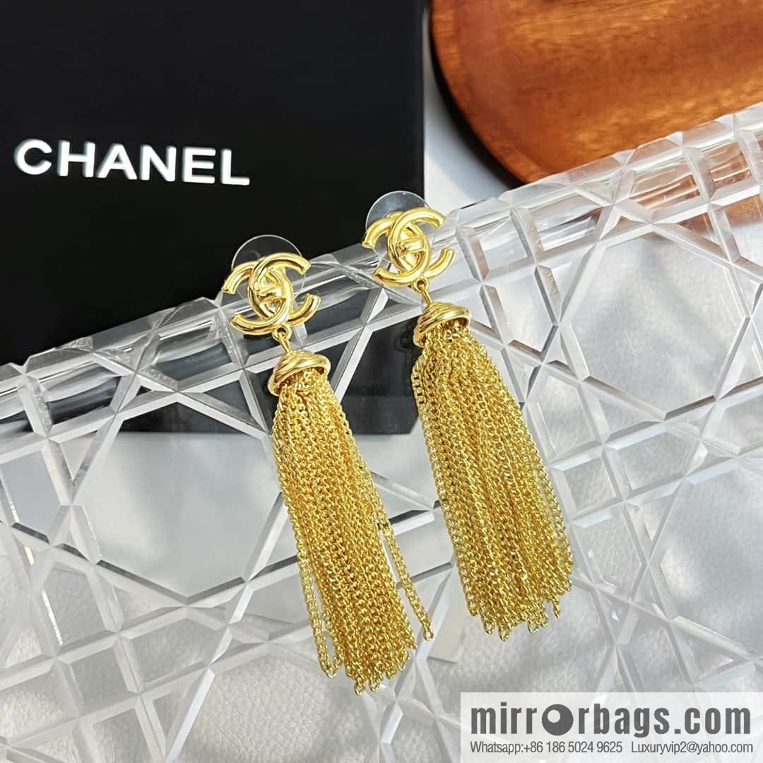 New ☑️ Chanel C2 gold fringed earrings