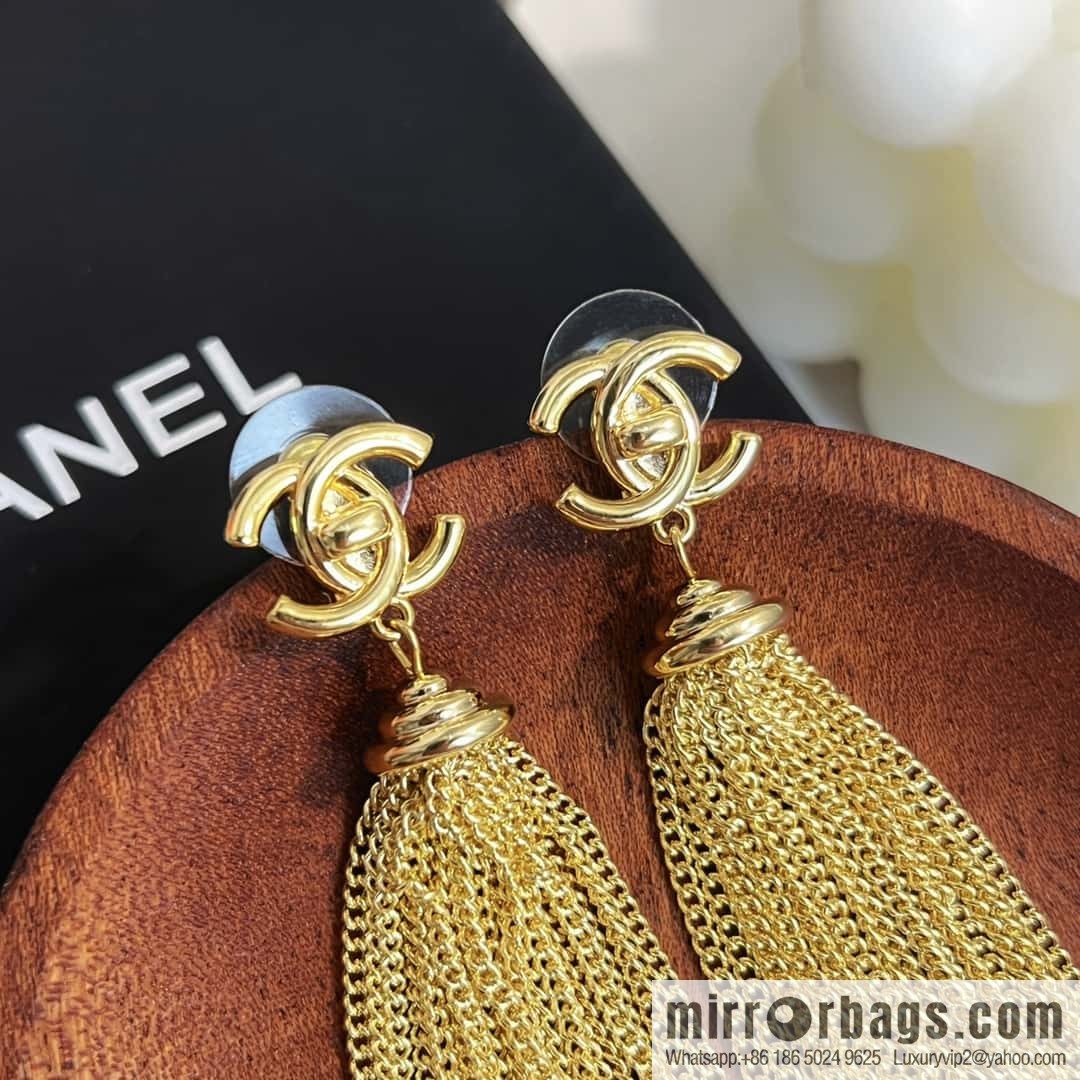 New ☑️ Chanel C2 gold fringed earrings