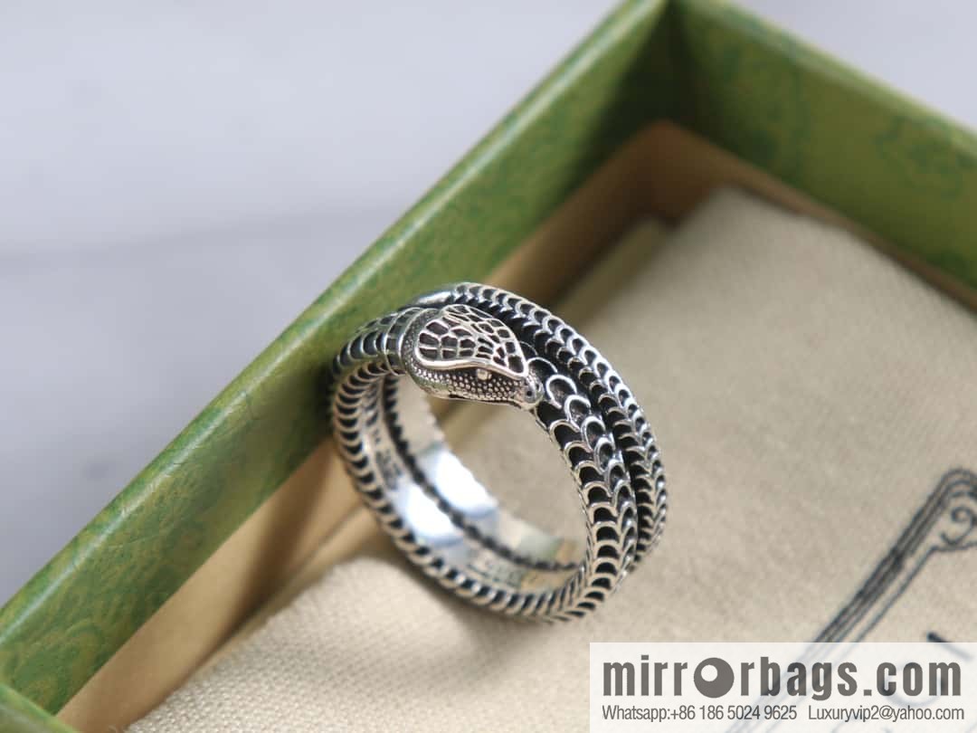 New Gucci gucci snake head ring